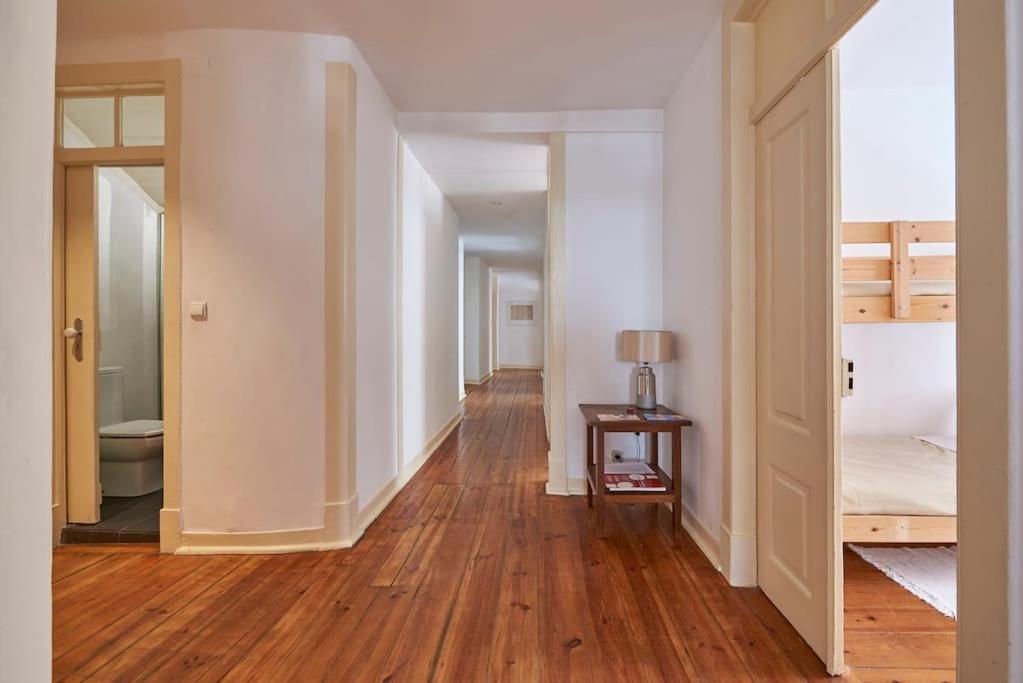 Stunning Apartment Near Chiado Lisboa Kültér fotó
